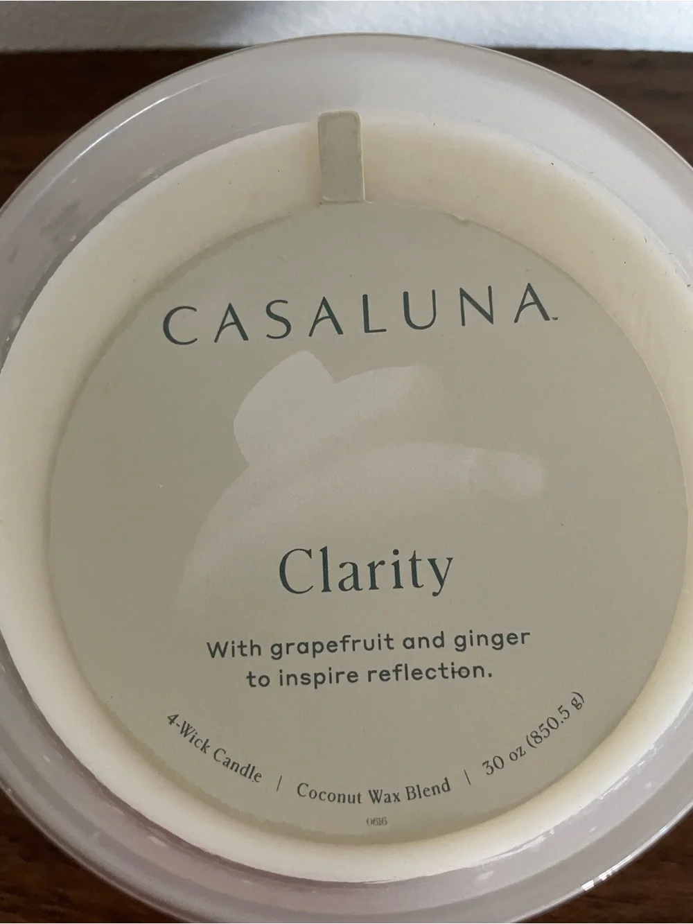 Casaluna fragrant candle